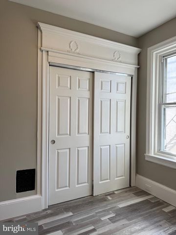 5402 NORFOLK ST, Philadelphia, PA 19143