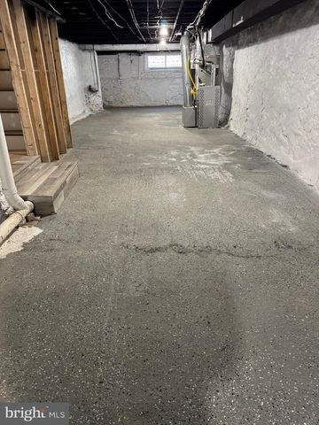 5402 NORFOLK ST, Philadelphia, PA 19143