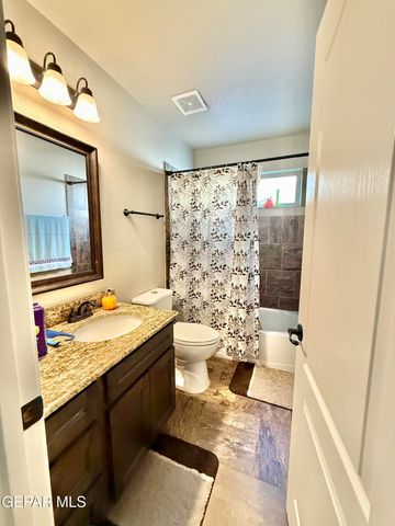 14813 BERT CAMERON Avenue, El Paso, TX 79938