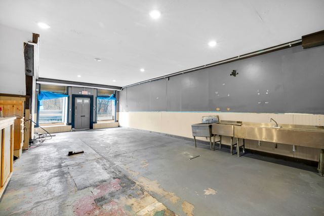 720 Main Street, Winchester, CT 06098