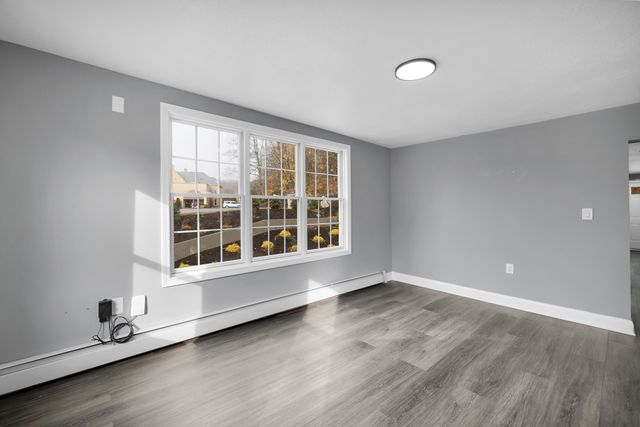 720 Main Street, Winchester, CT 06098