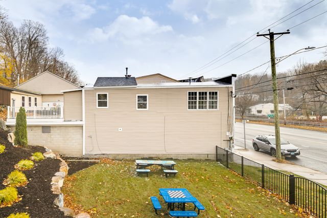 720 Main Street, Winchester, CT 06098