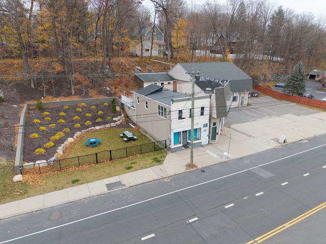 720 Main Street, Winchester, CT 06098