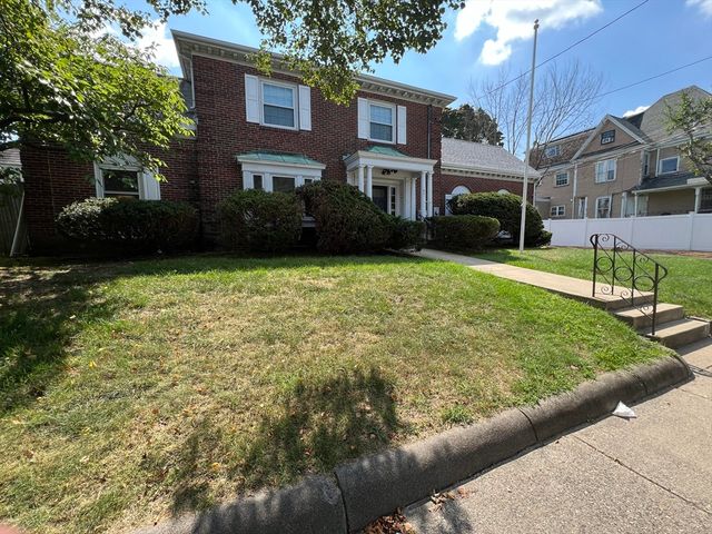 217 Cross 1, Malden, MA 02148