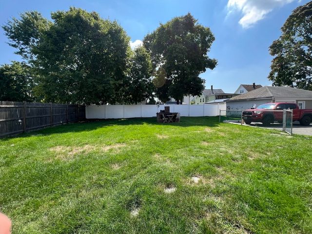 217 Cross 1, Malden, MA 02148