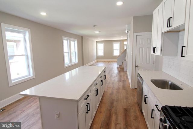 17 W 4TH ST, Bridgeport, PA 19405