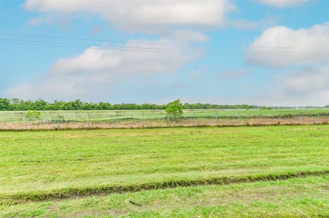 7114 Freesia Court, Baytown, TX 77521