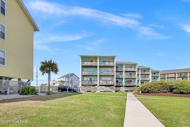 918 N New River Drive 331, Surf City, NC 28445