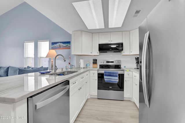 918 N New River Drive 331, Surf City, NC 28445