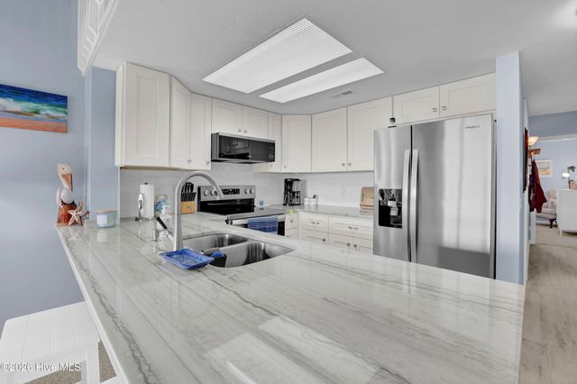 918 N New River Drive 331, Surf City, NC 28445