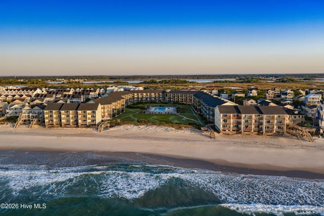 918 N New River Drive 331, Surf City, NC 28445
