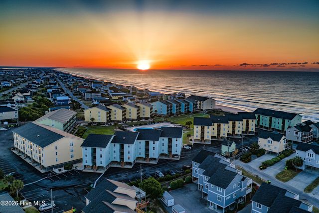918 N New River Drive 331, Surf City, NC 28445