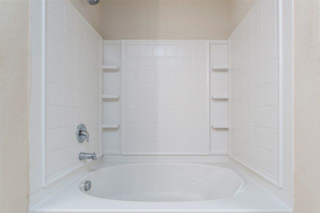 2917 Whitetail Chase Drive, Fort Worth, TX 76108