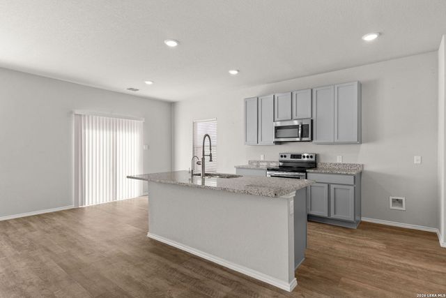 3452 Redbud Grv, San Antonio, TX 78264