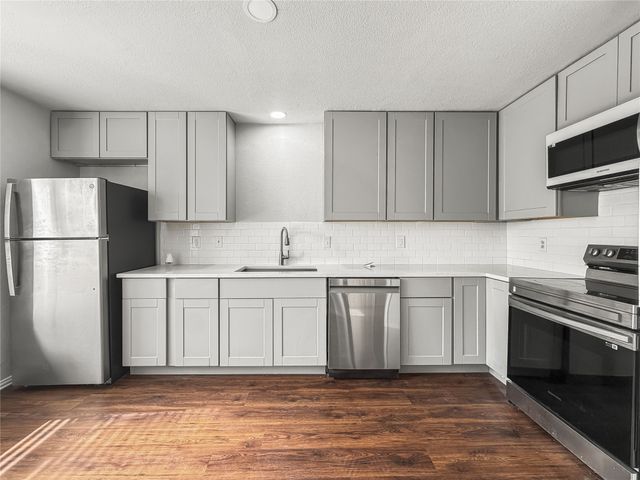 5840 Spring Valley 1104, Dallas, TX 75254