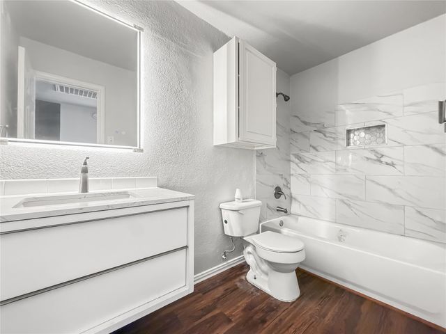 5840 Spring Valley 1104, Dallas, TX 75254