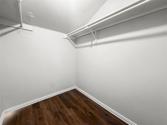 5840 Spring Valley 1104, Dallas, TX 75254