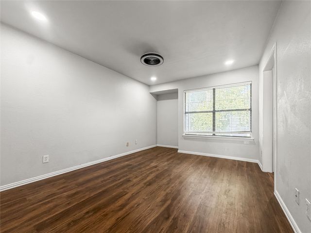 5840 Spring Valley 1104, Dallas, TX 75254