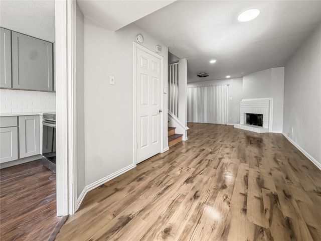 5840 Spring Valley 1104, Dallas, TX 75254