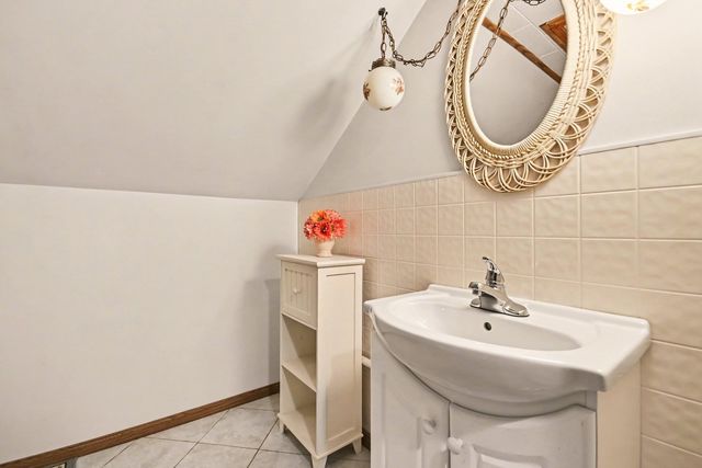 3836 Home Avenue, Berwyn, IL 60402