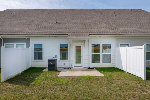 1060 June Wilde Rdg, Spring Hill, TN 37174