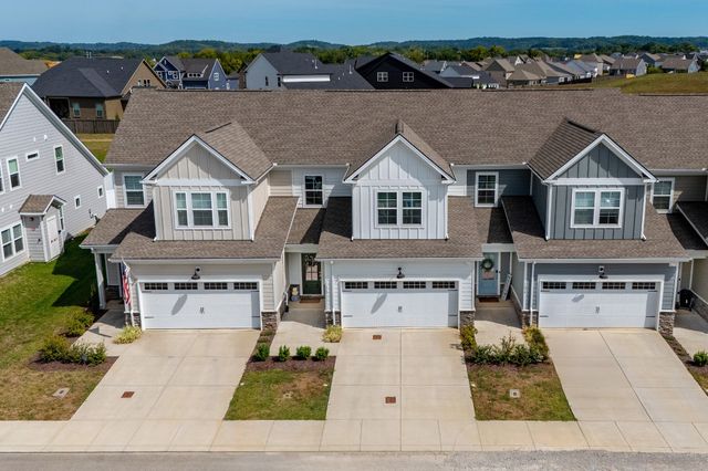 1060 June Wilde Rdg, Spring Hill, TN 37174