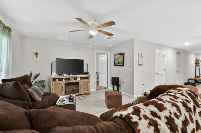 15123 BUSWELL AVENUE, Port Charlotte, FL 33953