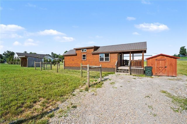 1269 Manchester Avenue NW, Massillon, OH 44647
