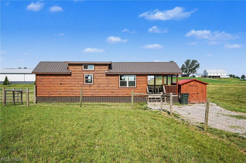 1269 Manchester Avenue NW, Massillon, OH 44647