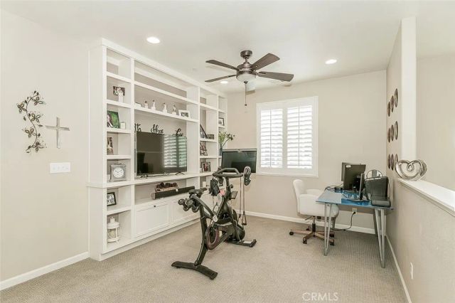 7049 N Cedar Hill, Fresno, CA 93722