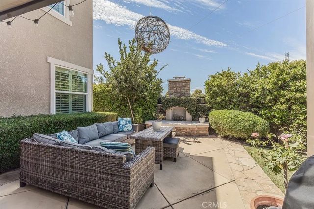 7049 N Cedar Hill, Fresno, CA 93722