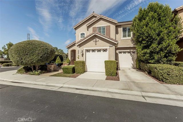 7049 N Cedar Hill, Fresno, CA 93722