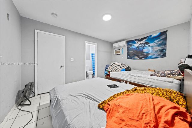 2110 NW 34th St, Miami, FL 33142