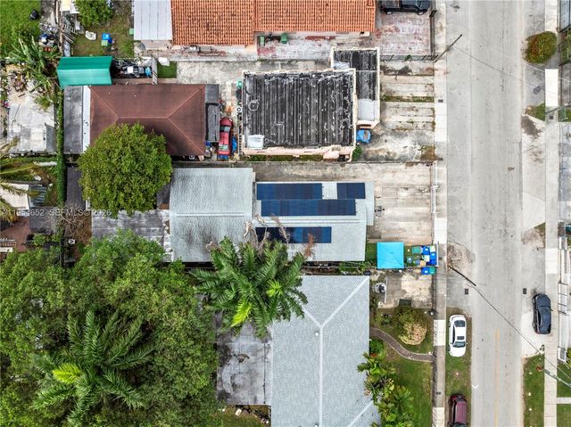 2110 NW 34th St, Miami, FL 33142