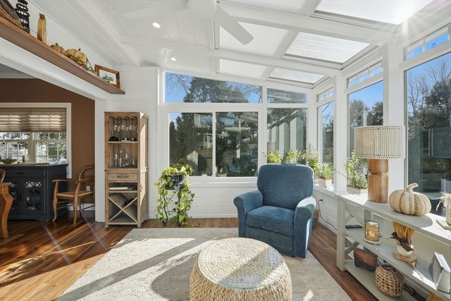 30 Saugus Ave, East Longmeadow, MA 01028