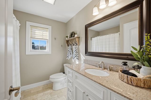 30 Saugus Ave, East Longmeadow, MA 01028