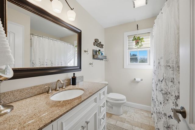 30 Saugus Ave, East Longmeadow, MA 01028