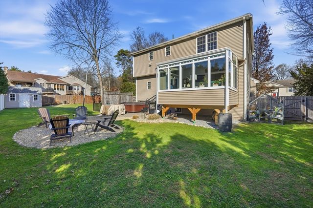 30 Saugus Ave, East Longmeadow, MA 01028