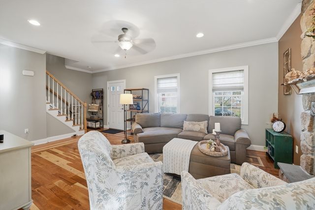 30 Saugus Ave, East Longmeadow, MA 01028