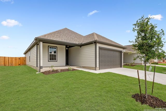 1216 Marvin Grove, Seguin, TX 78155