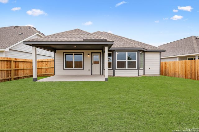 1216 Marvin Grove, Seguin, TX 78155