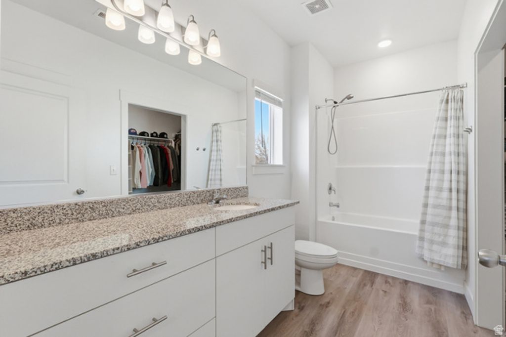 Image 15 of property listing at 1219 W 1820 S, Logan, UT 84321