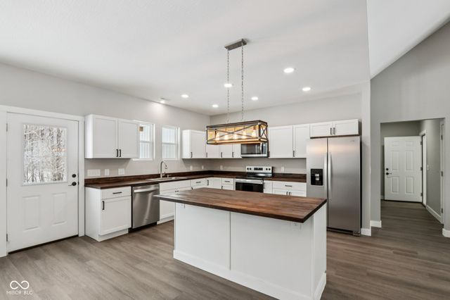 1618 N Molala Trail, Greensburg, IN 47240