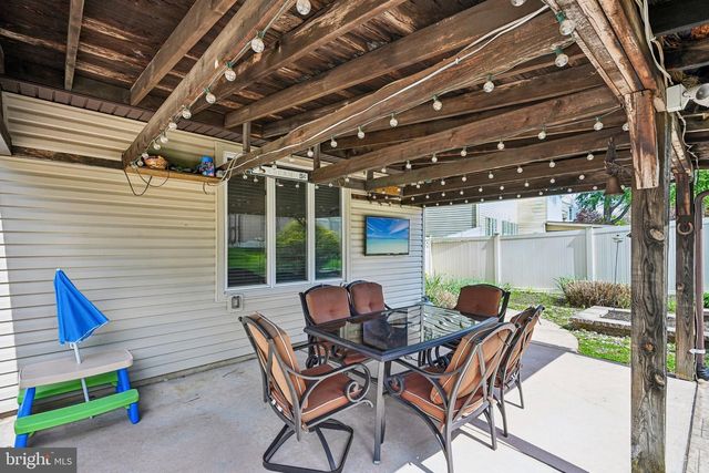 139 COOPERS KILL RD, Delran, NJ 08075