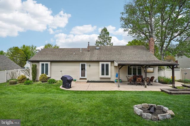 139 COOPERS KILL RD, Delran, NJ 08075