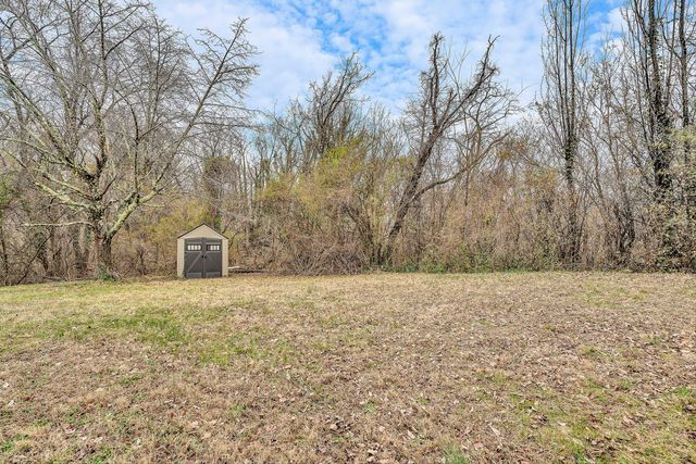 938 Hedgewood DR, Roanoke, VA 24017