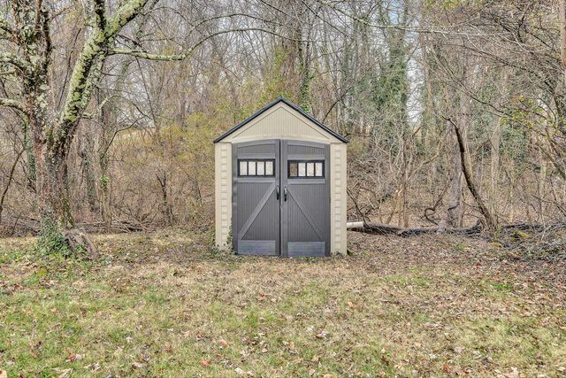 938 Hedgewood DR, Roanoke, VA 24017