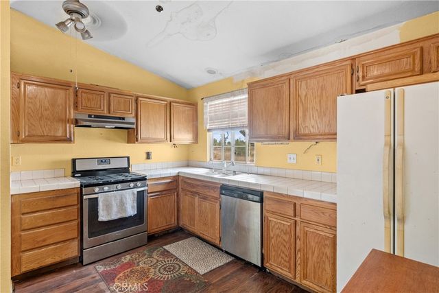 23248 Wildwood Lane, Perris, CA 92570