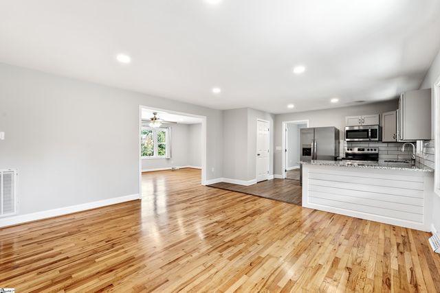 320 Mitchell Road, Greenville, SC 29615