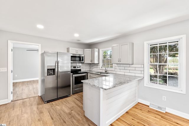 320 Mitchell Road, Greenville, SC 29615